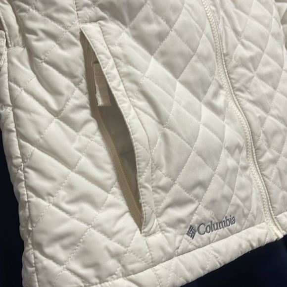 EUC ivory white Columbia sportswear puffer jacket - Picture 3 of 11